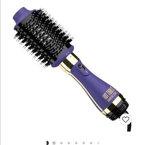 - •💆🏼♀️HOT TOOLS 2.8” BARREL BLOW OUT BRUSH 💆🏼♀️